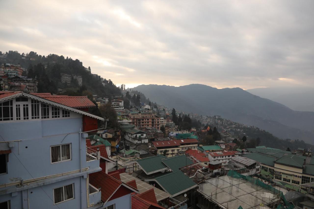 Hotel Juniper Дарджилинг Екстериор снимка